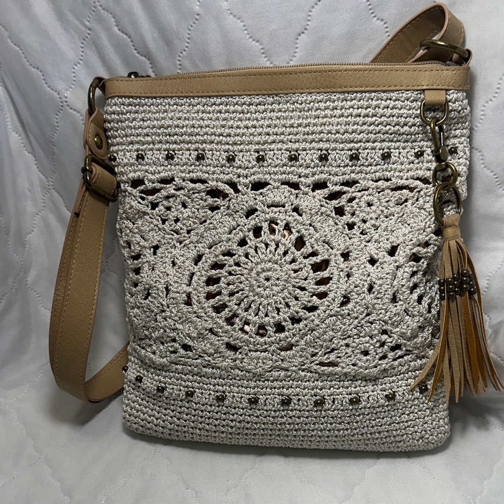 The sak “Lucia Crossbody NWOT